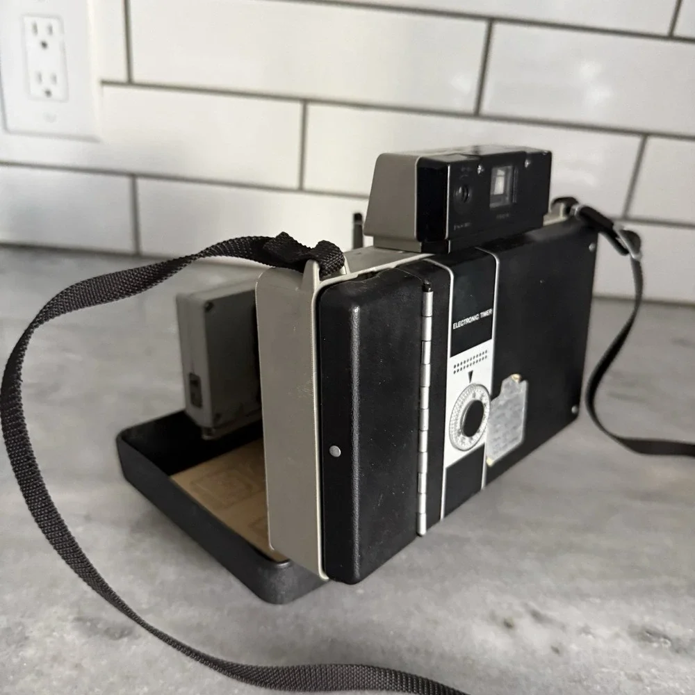 Vintage Polaroid 335 Automatic Land Camera Leather Case, Flash, Manuals Extras‎